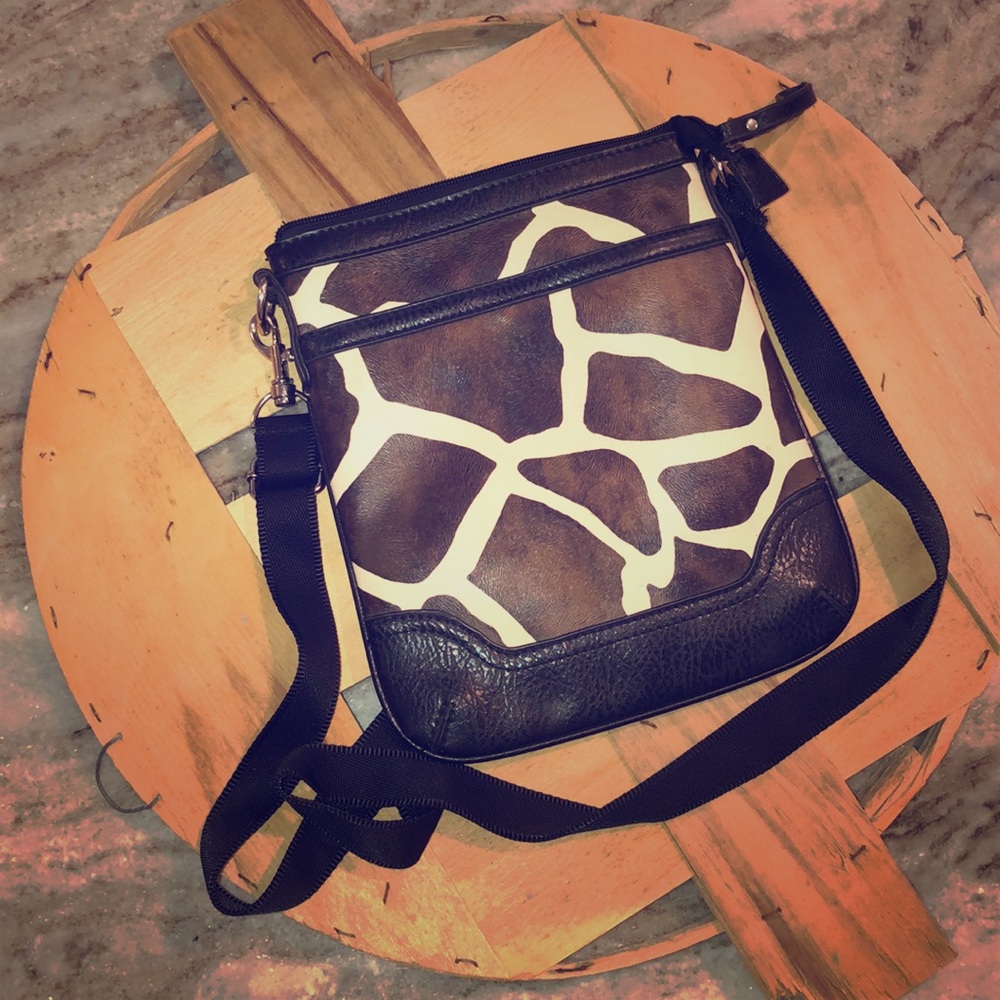 🦒Giraffe Print Crossbody🦒